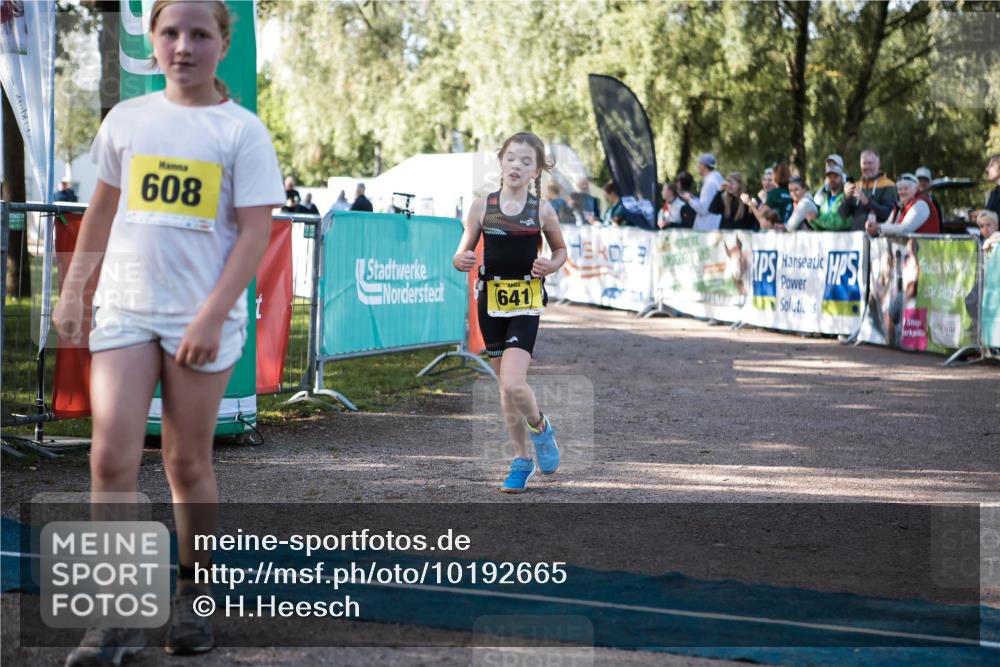 06.09.2026 - 20. Norderstedt Triathlon H.Heesch http://msf.ph/oto/10192665 06.09.2026 09:51:59 Ziel 608, 641 meine-sportfotos.de