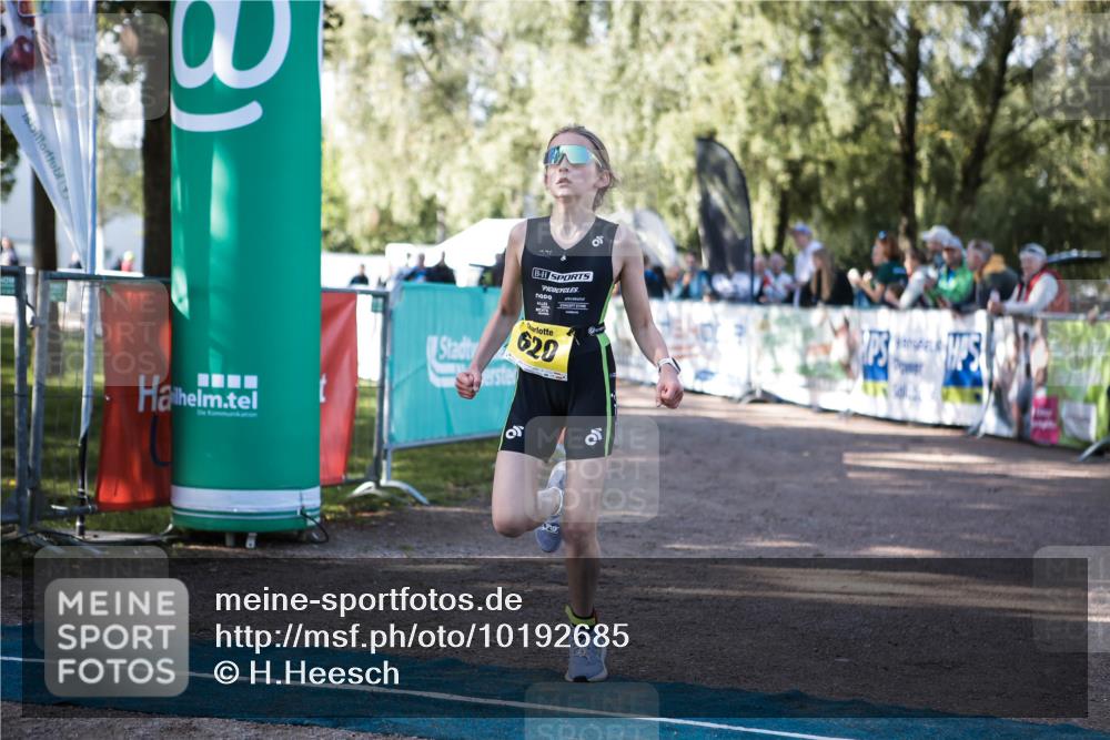 06.09.2026 - 20. Norderstedt Triathlon H.Heesch http://msf.ph/oto/10192685 06.09.2026 09:52:13 Ziel 620, 666 meine-sportfotos.de