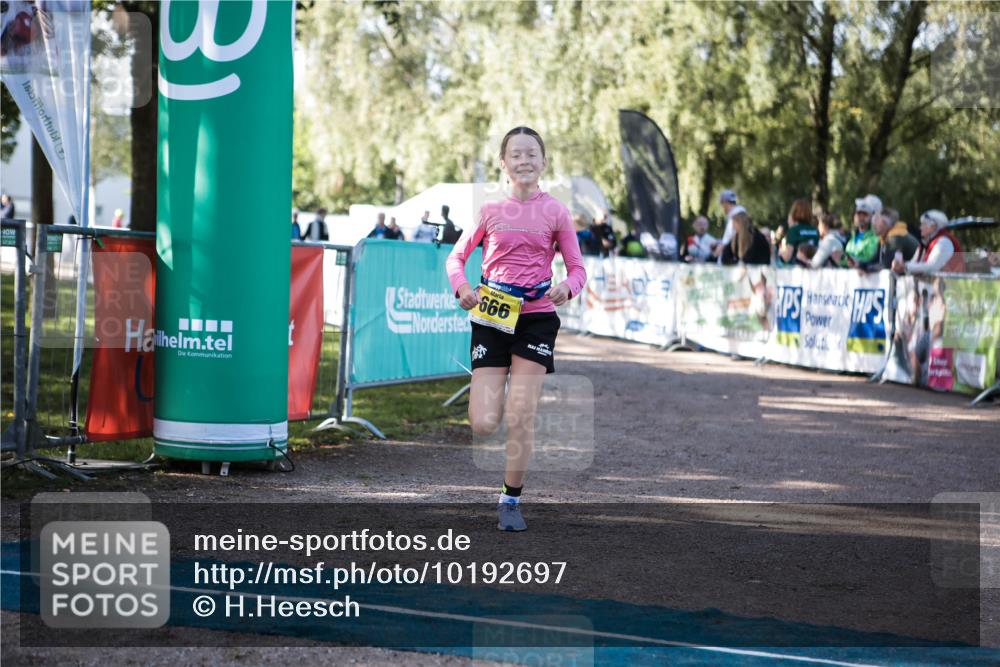 06.09.2026 - 20. Norderstedt Triathlon H.Heesch http://msf.ph/oto/10192697 06.09.2026 09:52:17 Ziel 620, 666 meine-sportfotos.de