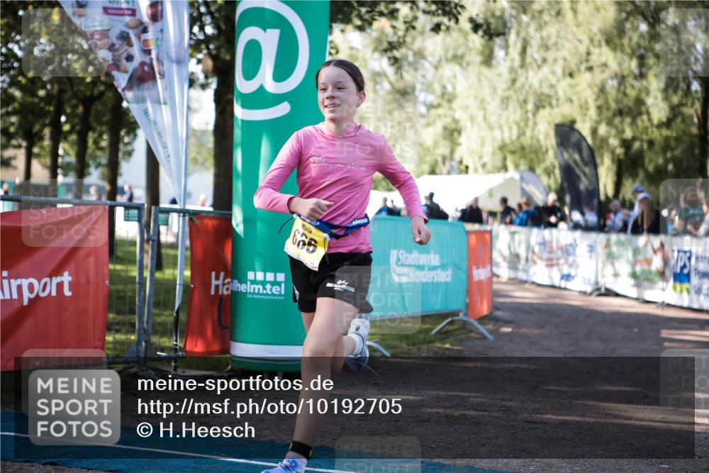 06.09.2026 - 20. Norderstedt Triathlon H.Heesch http://msf.ph/oto/10192705 06.09.2026 09:52:17 Ziel 620, 666 meine-sportfotos.de
