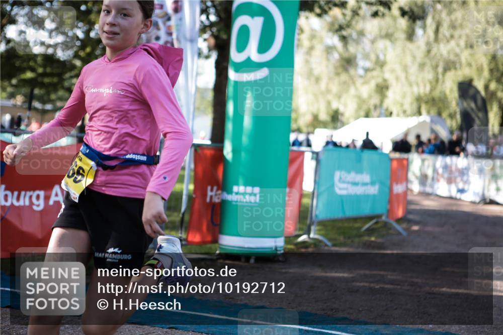06.09.2026 - 20. Norderstedt Triathlon H.Heesch http://msf.ph/oto/10192712 06.09.2026 09:52:17 Ziel 620, 666 meine-sportfotos.de