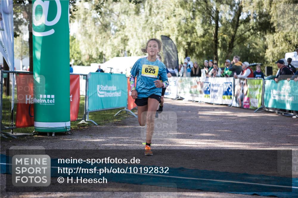 06.09.2026 - 20. Norderstedt Triathlon H.Heesch http://msf.ph/oto/10192832 06.09.2026 09:53:35 Ziel 625, 647, 679 meine-sportfotos.de