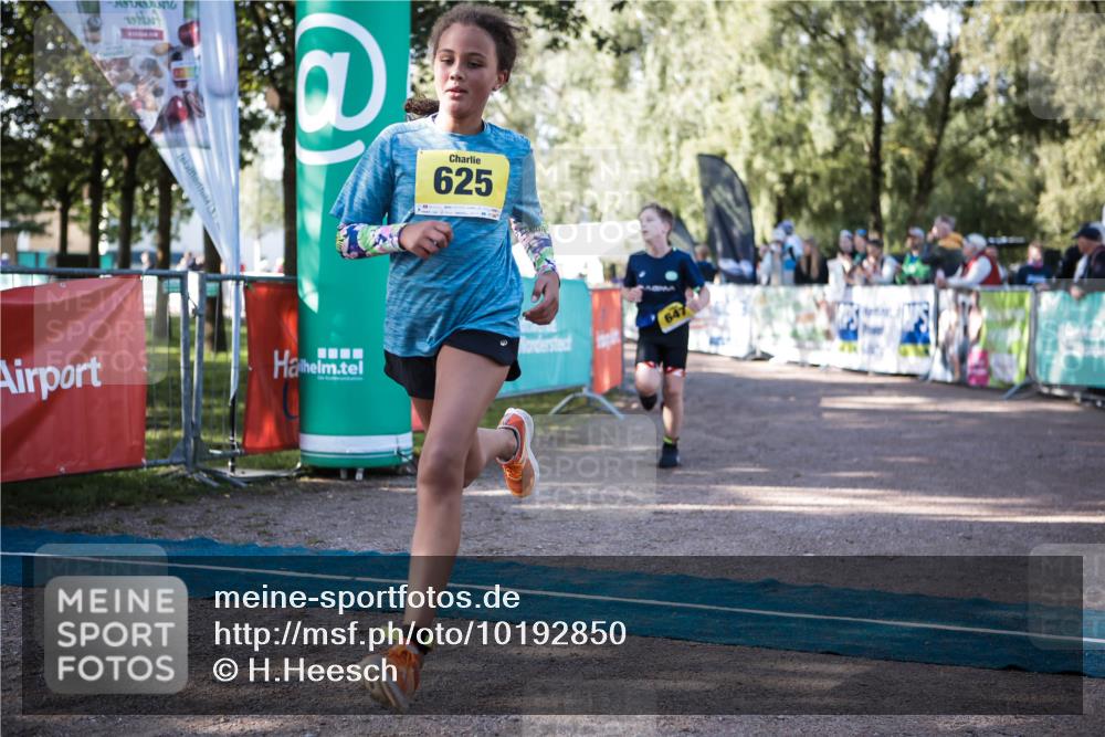 06.09.2026 - 20. Norderstedt Triathlon H.Heesch http://msf.ph/oto/10192850 06.09.2026 09:53:35 Ziel 625, 647, 679 meine-sportfotos.de