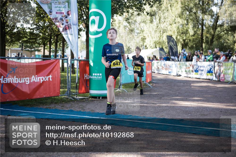 06.09.2026 - 20. Norderstedt Triathlon H.Heesch http://msf.ph/oto/10192868 06.09.2026 09:53:36 Ziel 625, 647, 679 meine-sportfotos.de