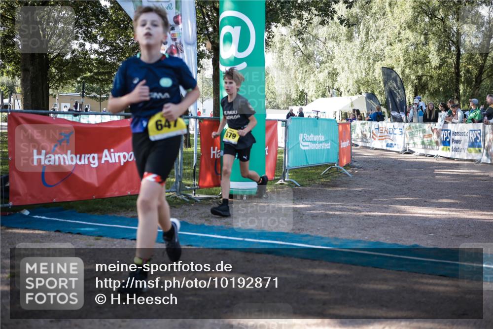 06.09.2026 - 20. Norderstedt Triathlon H.Heesch http://msf.ph/oto/10192871 06.09.2026 09:53:37 Ziel 625, 647, 679 meine-sportfotos.de