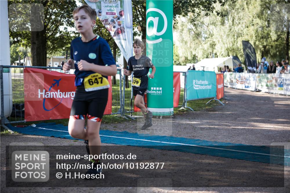 06.09.2026 - 20. Norderstedt Triathlon H.Heesch http://msf.ph/oto/10192877 06.09.2026 09:53:37 Ziel 625, 647, 679 meine-sportfotos.de