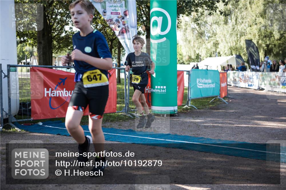 06.09.2026 - 20. Norderstedt Triathlon H.Heesch http://msf.ph/oto/10192879 06.09.2026 09:53:37 Ziel 625, 647, 679 meine-sportfotos.de