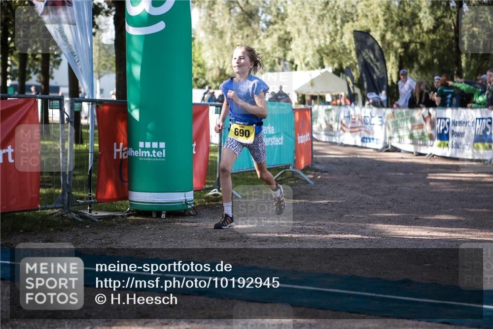 06.09.2026 - 20. Norderstedt Triathlon H.Heesch http://msf.ph/oto/10192945 06.09.2026 09:54:00 Ziel 690 meine-sportfotos.de