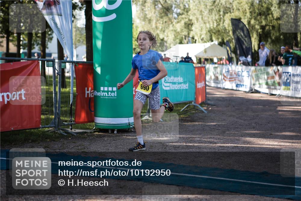 06.09.2026 - 20. Norderstedt Triathlon H.Heesch http://msf.ph/oto/10192950 06.09.2026 09:54:00 Ziel 690 meine-sportfotos.de