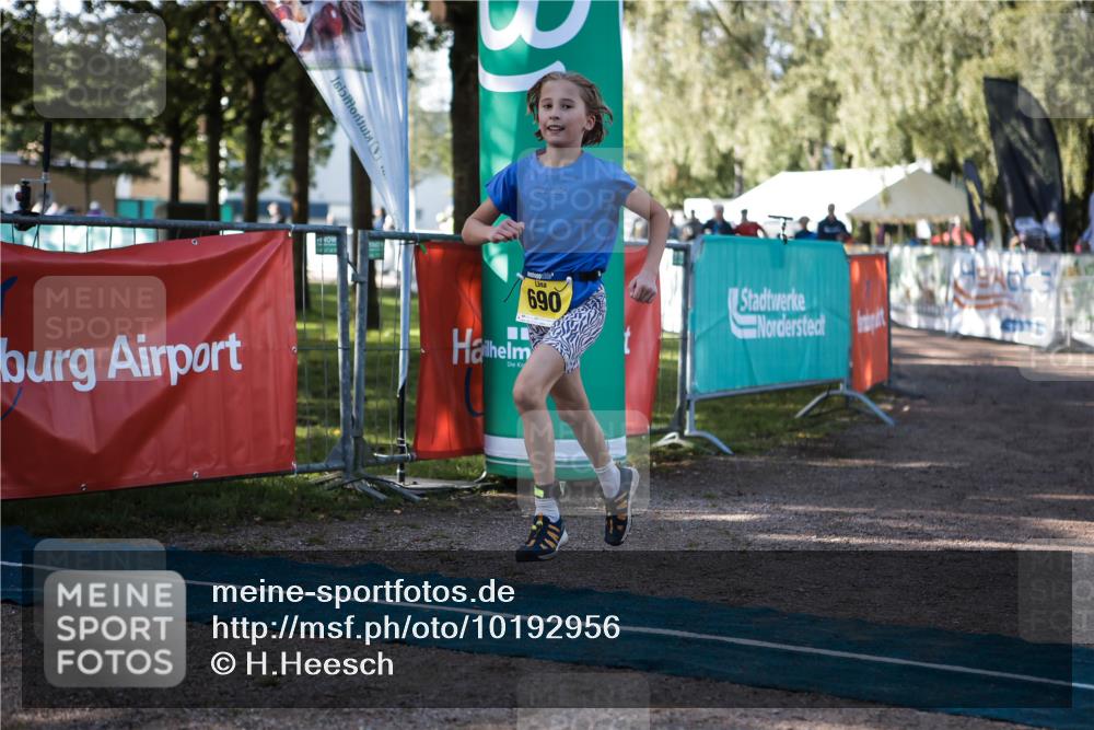 06.09.2026 - 20. Norderstedt Triathlon H.Heesch http://msf.ph/oto/10192956 06.09.2026 09:54:00 Ziel 690 meine-sportfotos.de