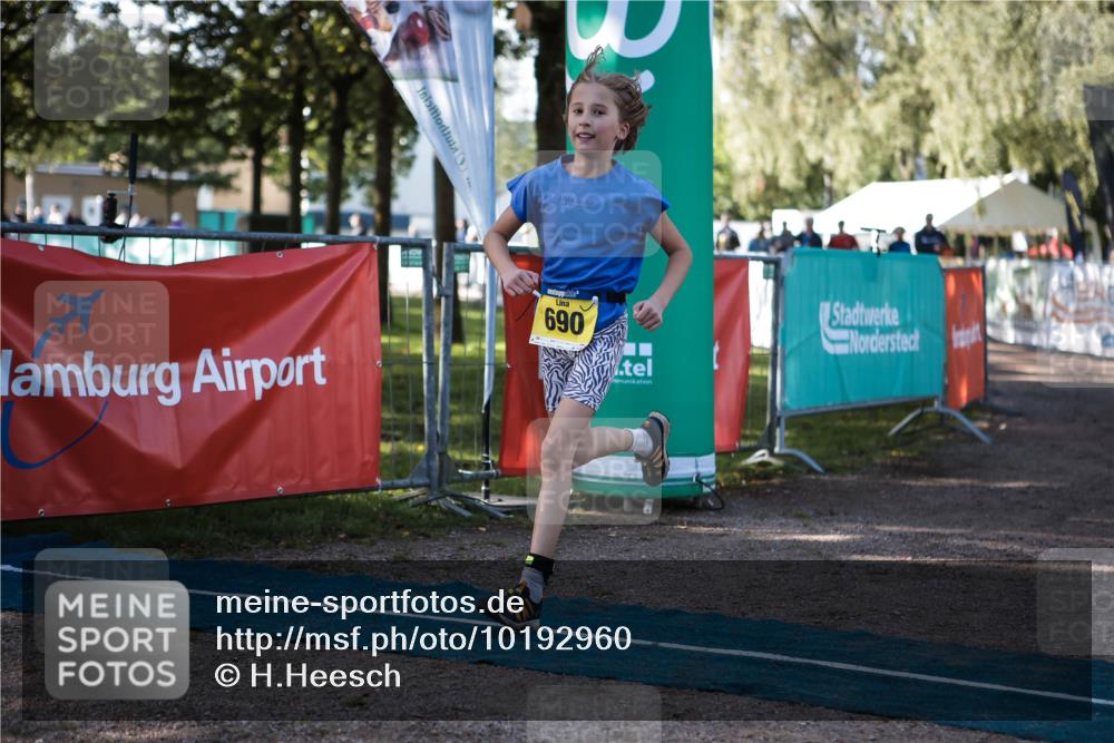 06.09.2026 - 20. Norderstedt Triathlon H.Heesch http://msf.ph/oto/10192960 06.09.2026 09:54:00 Ziel 690 meine-sportfotos.de