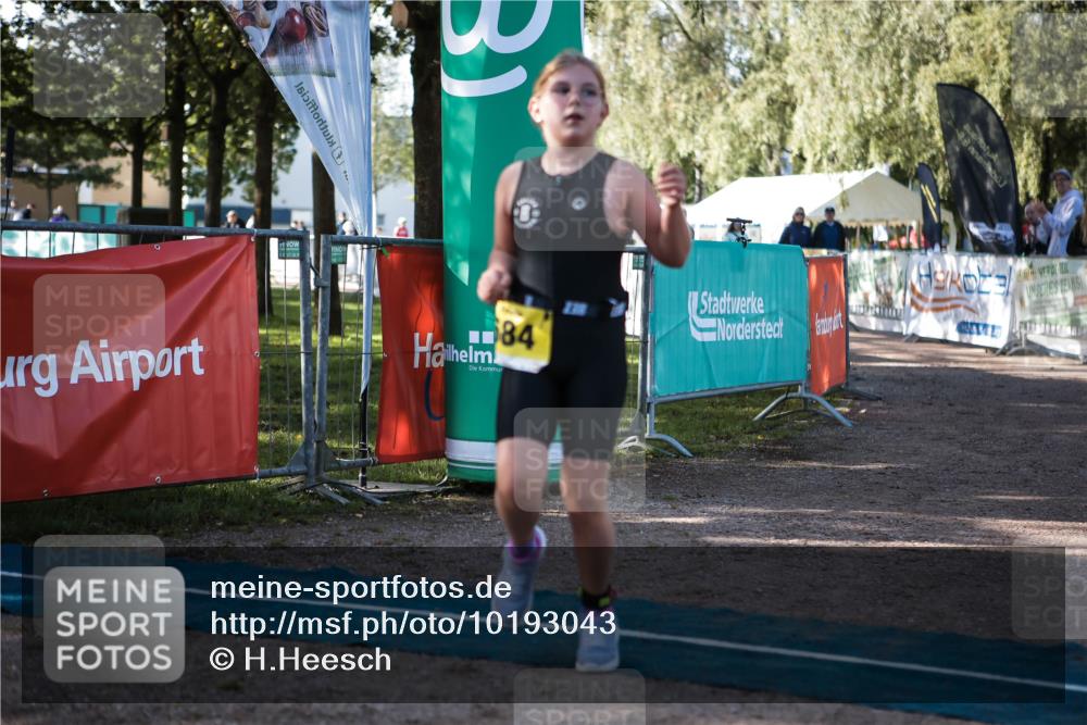 06.09.2026 - 20. Norderstedt Triathlon H.Heesch http://msf.ph/oto/10193043 06.09.2026 09:54:42 Ziel 684 meine-sportfotos.de