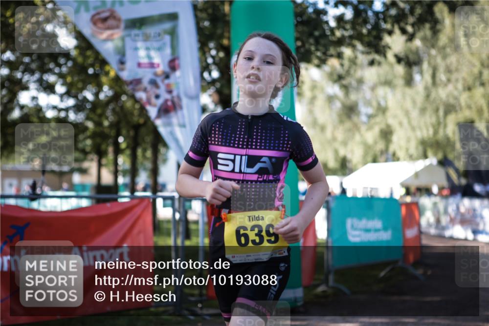 06.09.2026 - 20. Norderstedt Triathlon H.Heesch http://msf.ph/oto/10193088 06.09.2026 09:55:01 Ziel 639 meine-sportfotos.de