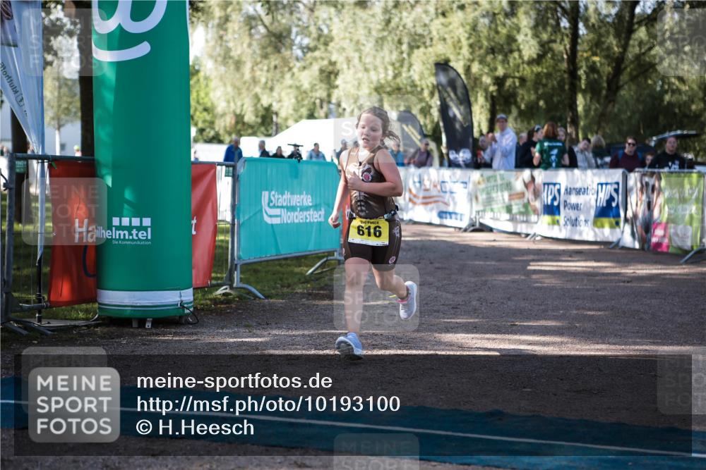 06.09.2026 - 20. Norderstedt Triathlon H.Heesch http://msf.ph/oto/10193100 06.09.2026 09:55:21 Ziel 616 meine-sportfotos.de