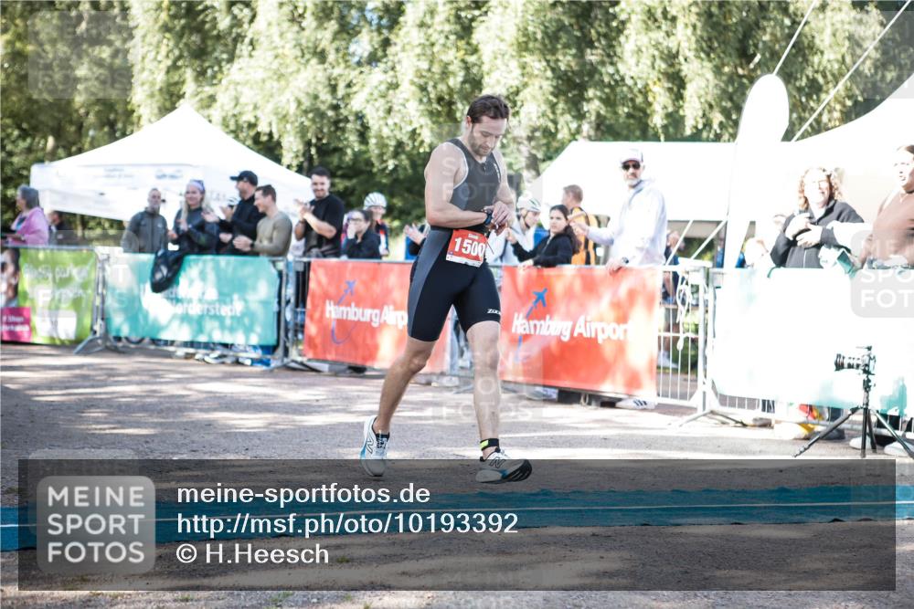 06.09.2026 - 20. Norderstedt Triathlon H.Heesch http://msf.ph/oto/10193392 06.09.2026 10:38:40 Ziel 1500 meine-sportfotos.de