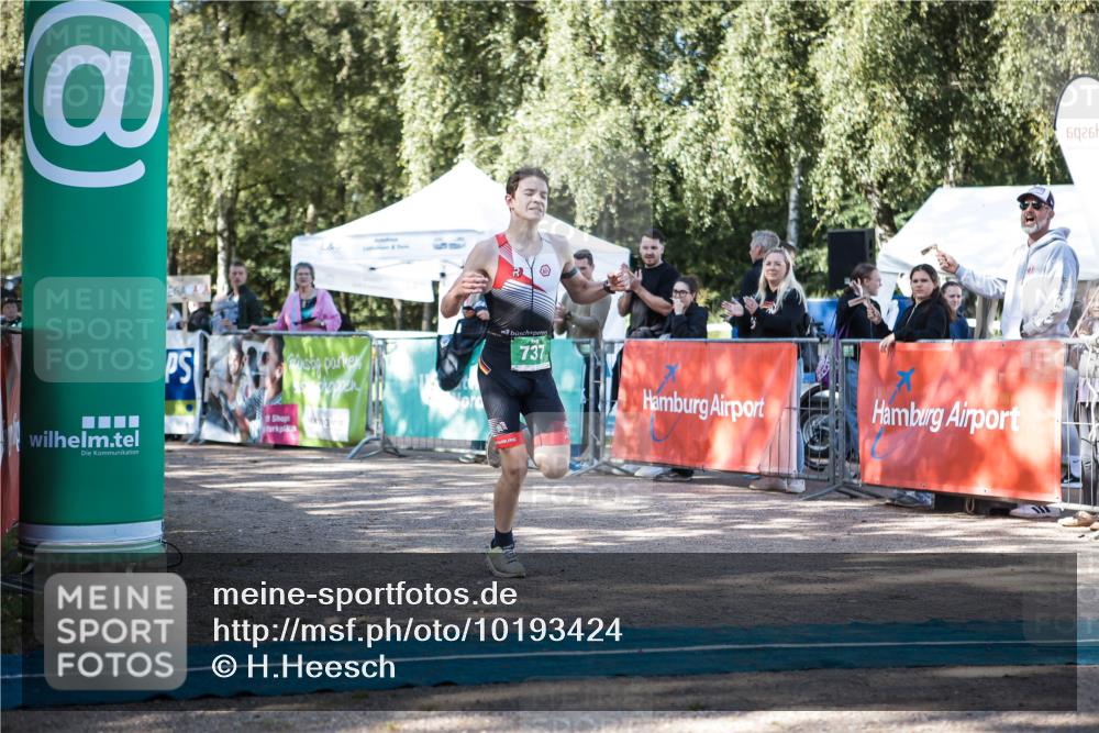 06.09.2026 - 20. Norderstedt Triathlon H.Heesch http://msf.ph/oto/10193424 06.09.2026 10:39:30 Ziel 737 meine-sportfotos.de