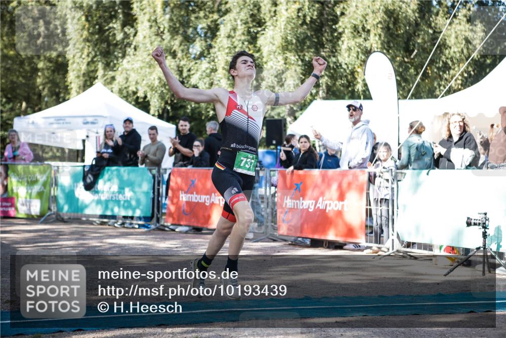 06.09.2026 - 20. Norderstedt Triathlon H.Heesch http://msf.ph/oto/10193439 06.09.2026 10:39:31 Ziel 737 meine-sportfotos.de