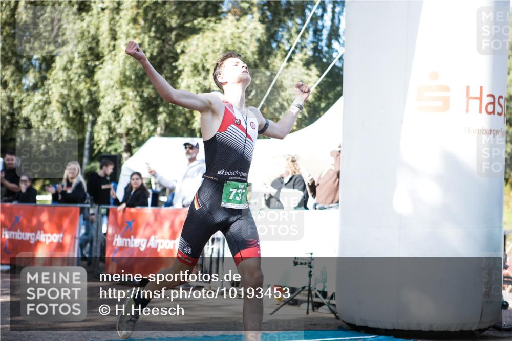 06.09.2026 - 20. Norderstedt Triathlon H.Heesch http://msf.ph/oto/10193453 06.09.2026 10:39:31 Ziel 737 meine-sportfotos.de