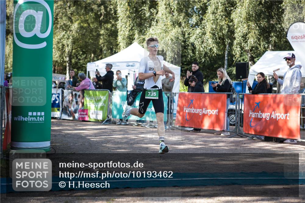 06.09.2026 - 20. Norderstedt Triathlon H.Heesch http://msf.ph/oto/10193462 06.09.2026 10:40:02 Ziel 735 meine-sportfotos.de