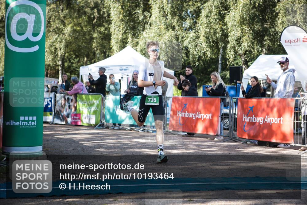 06.09.2026 - 20. Norderstedt Triathlon H.Heesch http://msf.ph/oto/10193464 06.09.2026 10:40:03 Ziel 735 meine-sportfotos.de