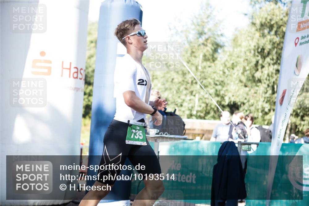 06.09.2026 - 20. Norderstedt Triathlon H.Heesch http://msf.ph/oto/10193514 06.09.2026 10:40:04 Ziel 735 meine-sportfotos.de