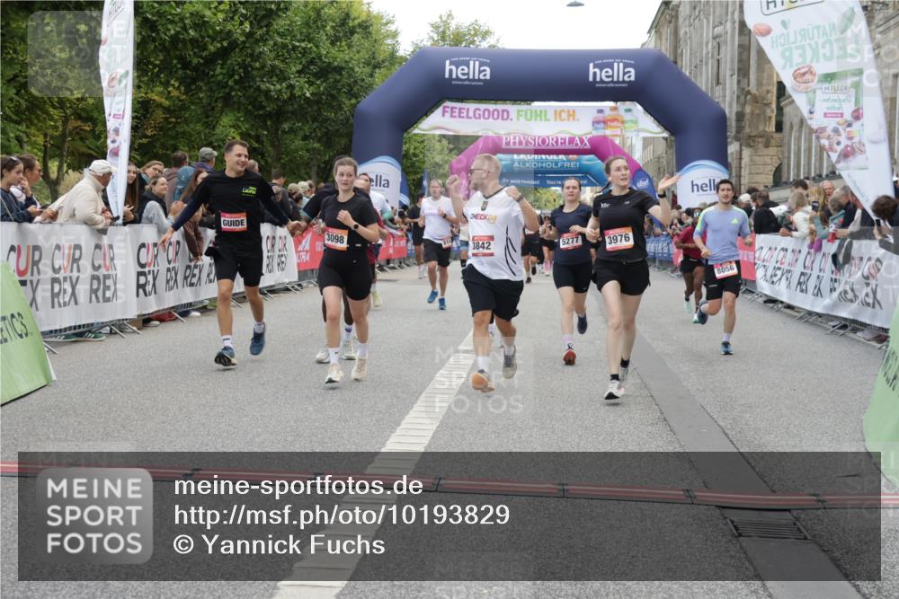 06.09.2026 - CURREX Alsterlauf Yannick Fuchs http://msf.ph/oto/10193829 06.09.2026 10:05:59 Ziel 3098, 3842, 3976, 4481, 4736, 4737, 4741, 4894, 5070, 5115, 5277, 5556, 5726, 5781, 6045, 6089, 6107, 6121, 6385, 8056, 8143 meine-sportfotos.de