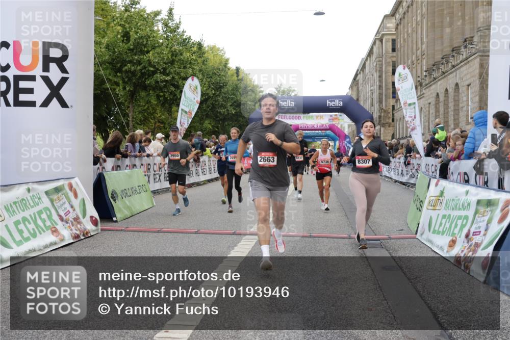 06.09.2026 - CURREX Alsterlauf Yannick Fuchs http://msf.ph/oto/10193946 06.09.2026 09:57:44 Ziel 2237, 2242, 2288, 2523, 2538, 2663, 2877, 2932, 2950, 3097, 3122, 3442, 3514, 4213, 4334, 4682, 4691, 4950, 5111, 5215, 5247, 5660, 5736, 5775, 6042, 6078, 6137, 6318, 6365, 8231, 8307 meine-sportfotos.de