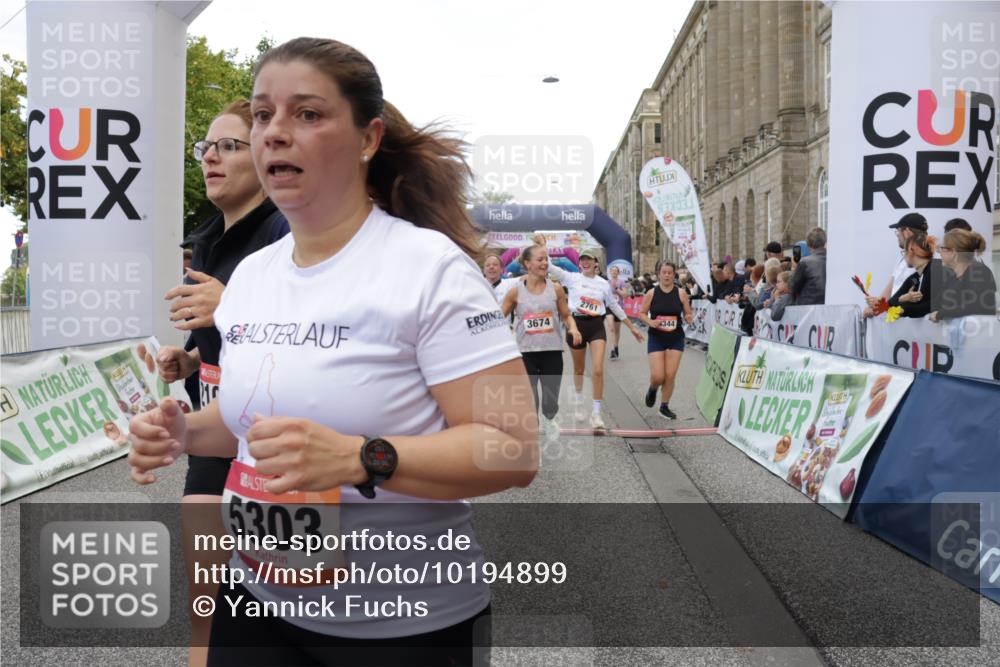 06.09.2026 - CURREX Alsterlauf Yannick Fuchs http://msf.ph/oto/10194899 06.09.2026 10:06:13 Ziel 2196, 2413, 2457, 2458, 2761, 2762, 2763, 2779, 3130, 3228, 3247, 3337, 3515, 3529, 3674, 3677, 3980, 4110, 4344, 4383, 4545, 4679, 4692, 4873, 5174, 5303, 5689, 6093, 6433, 8161 meine-sportfotos.de