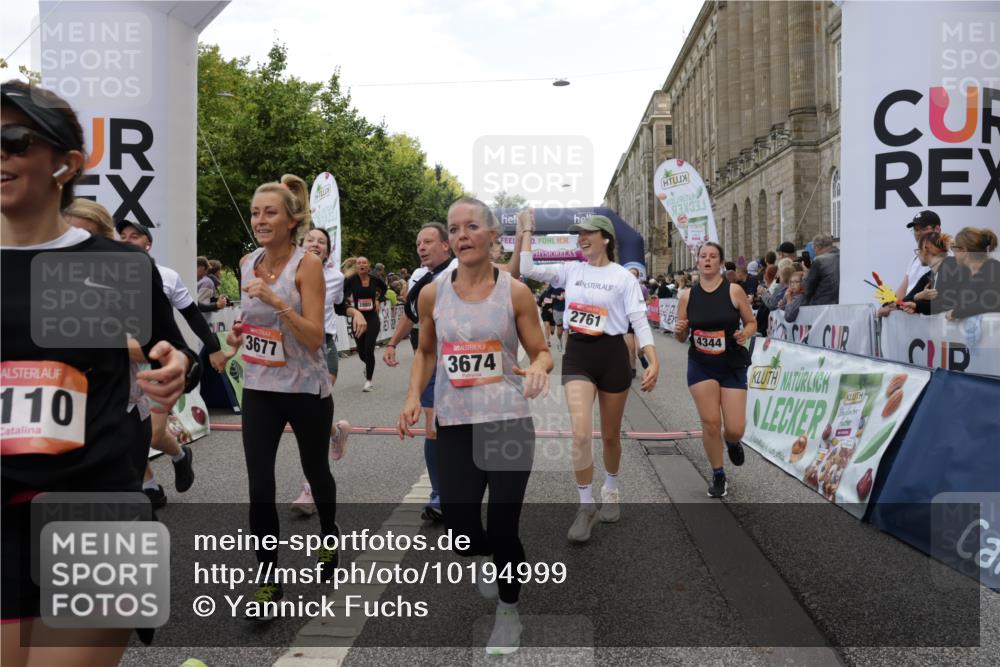 06.09.2026 - CURREX Alsterlauf Yannick Fuchs http://msf.ph/oto/10194999 06.09.2026 10:06:14 Ziel 2196, 2413, 2457, 2458, 2761, 2762, 2763, 2779, 3130, 3228, 3247, 3337, 3515, 3529, 3674, 3677, 3980, 4110, 4344, 4383, 4545, 4679, 4692, 4873, 5174, 5303, 5689, 6093, 6328, 6350, 6433, 8161 meine-sportfotos.de