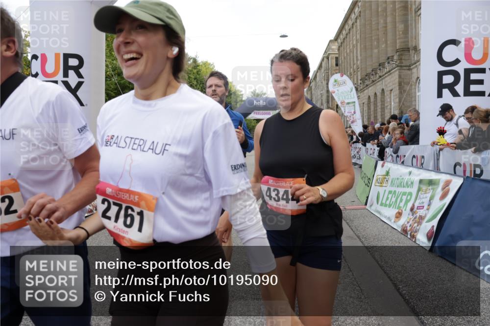 06.09.2026 - CURREX Alsterlauf Yannick Fuchs http://msf.ph/oto/10195090 06.09.2026 10:06:15 Ziel 2196, 2458, 2761, 2762, 2763, 2779, 3130, 3228, 3247, 3337, 3515, 3529, 3674, 3677, 3980, 4027, 4075, 4110, 4344, 4383, 4545, 4679, 4692, 4873, 5003, 5174, 5303, 5364, 5689, 6093, 6308, 6328, 6350, 6433, 8161 meine-sportfotos.de