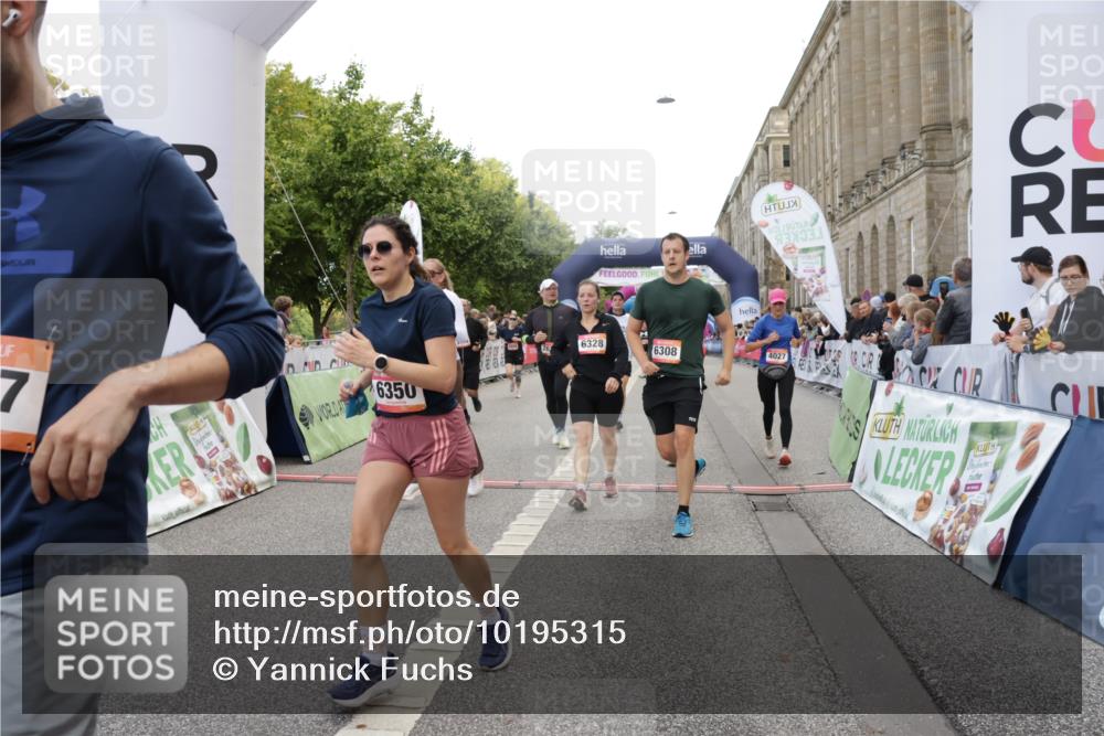 06.09.2026 - CURREX Alsterlauf Yannick Fuchs http://msf.ph/oto/10195315 06.09.2026 10:06:20 Ziel 2625, 2761, 2762, 2763, 2779, 3130, 3228, 3247, 3337, 3515, 3674, 3677, 3736, 3980, 4027, 4075, 4344, 4650, 4873, 5003, 5181, 5364, 5600, 5689, 6093, 6308, 6328, 6350 meine-sportfotos.de