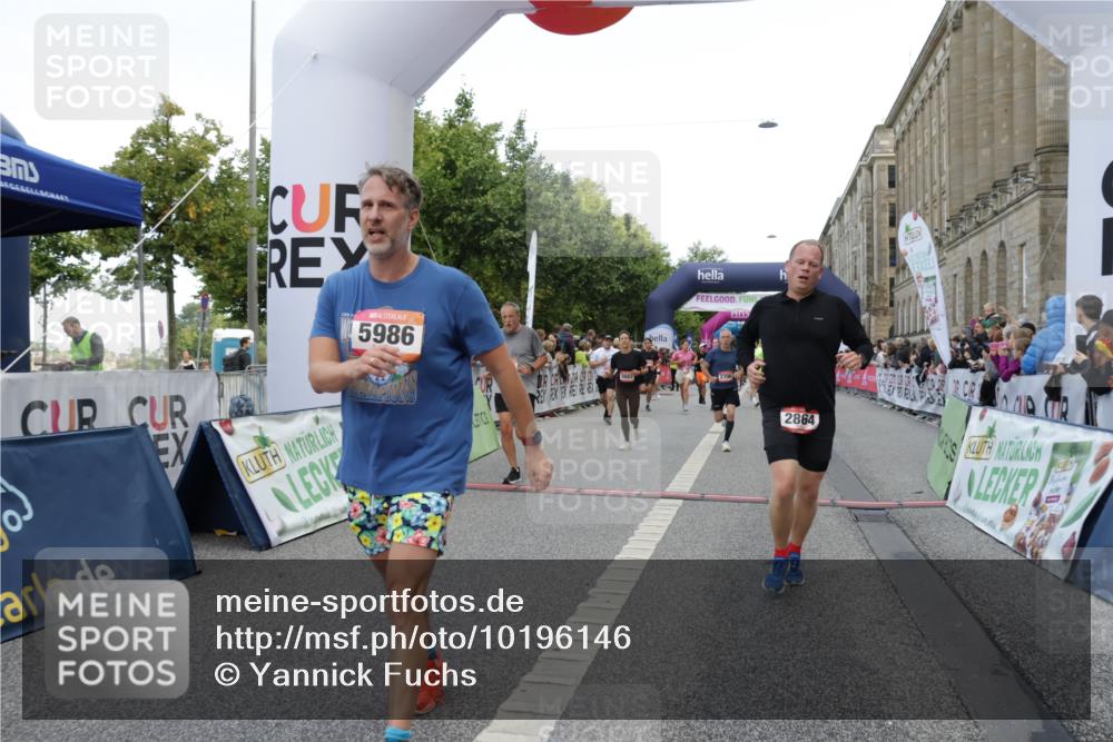 06.09.2026 - CURREX Alsterlauf Yannick Fuchs http://msf.ph/oto/10196146 06.09.2026 09:58:17 Ziel 2706, 2864, 3394, 3553, 3603, 3804, 3872, 4034, 4106, 4501, 4525, 4732, 4800, 5257, 5986, 6227, 6343, 6409, 8003, 8052, 8163 meine-sportfotos.de