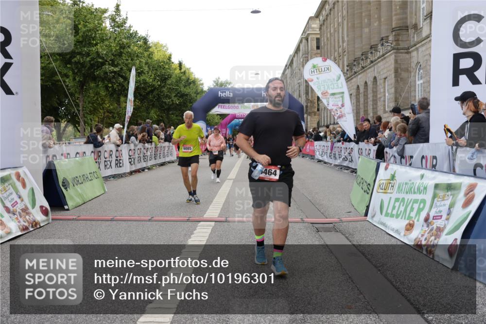 06.09.2026 - CURREX Alsterlauf Yannick Fuchs http://msf.ph/oto/10196301 06.09.2026 10:06:34 Ziel 2266, 2541, 3491, 3772, 3942, 3947, 4337, 4508, 4725, 4819, 5001, 6085, 6464 meine-sportfotos.de