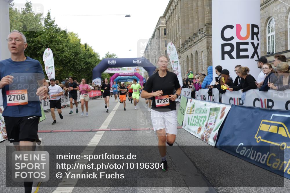 06.09.2026 - CURREX Alsterlauf Yannick Fuchs http://msf.ph/oto/10196304 06.09.2026 09:58:19 Ziel 2706, 2864, 3603, 3679, 3804, 4106, 4501, 4525, 4732, 4800, 5018, 5257, 5986, 6227, 6409, 8003, 8052 meine-sportfotos.de