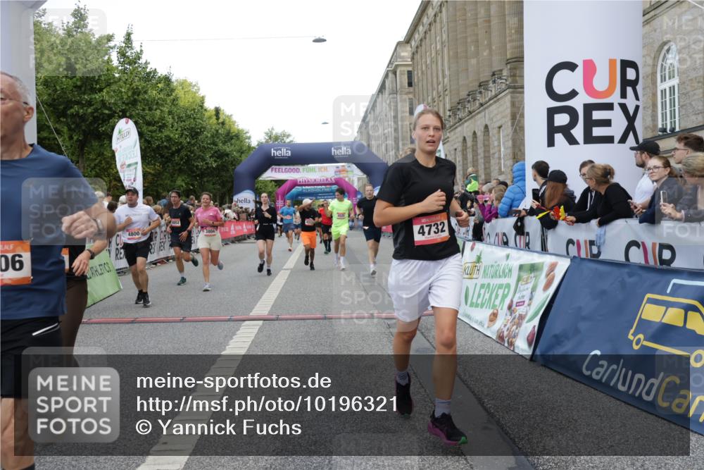 06.09.2026 - CURREX Alsterlauf Yannick Fuchs http://msf.ph/oto/10196321 06.09.2026 09:58:20 Ziel 2706, 2864, 3603, 3679, 3804, 4106, 4501, 4525, 4732, 4800, 5018, 5257, 5986, 6409, 8003, 8052, 8296 meine-sportfotos.de