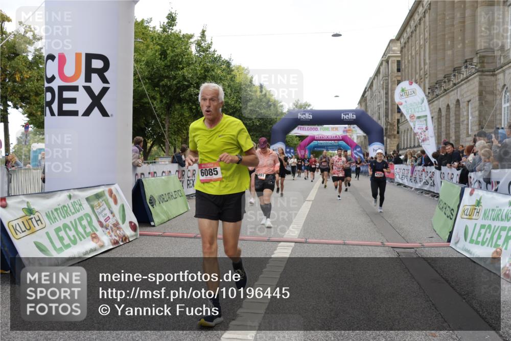 06.09.2026 - CURREX Alsterlauf Yannick Fuchs http://msf.ph/oto/10196445 06.09.2026 10:06:36 Ziel 2266, 2532, 2533, 2541, 3266, 3267, 3491, 3772, 4337, 4725, 4819, 5001, 6085, 6464 meine-sportfotos.de