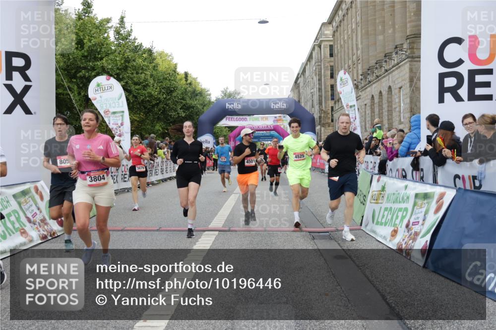 06.09.2026 - CURREX Alsterlauf Yannick Fuchs http://msf.ph/oto/10196446 06.09.2026 09:58:22 Ziel 2706, 2864, 3055, 3603, 3679, 3804, 4106, 4501, 4525, 4732, 4800, 4806, 5018, 5257, 5858, 5986, 8003, 8052, 8296 meine-sportfotos.de
