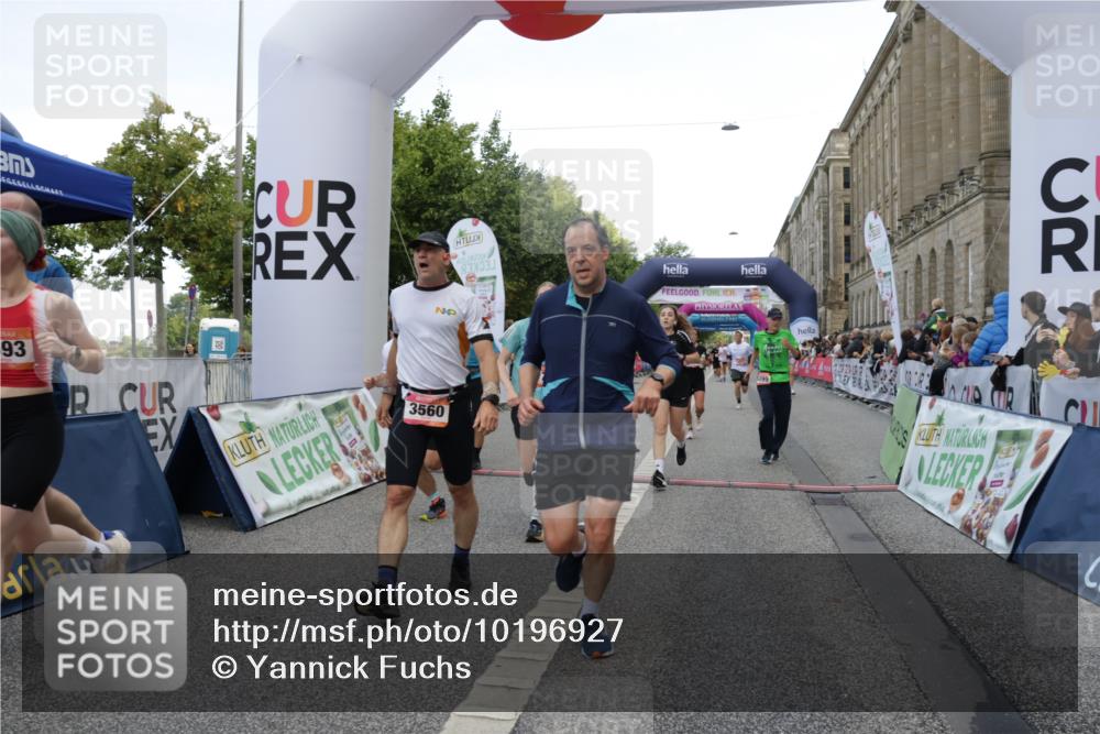 06.09.2026 - CURREX Alsterlauf Yannick Fuchs http://msf.ph/oto/10196927 06.09.2026 09:58:31 Ziel 2013, 2173, 3031, 3055, 3261, 3560, 3693, 4050, 4352, 4423, 4806, 5018, 5521, 5640, 5725, 5840, 5858, 6099, 6118, 6470, 8077, 8296, 8319 meine-sportfotos.de