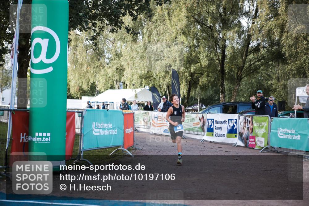 06.09.2026 - 20. Norderstedt Triathlon H.Heesch http://msf.ph/oto/10197106 06.09.2026 09:09:55 Ziel 46 meine-sportfotos.de