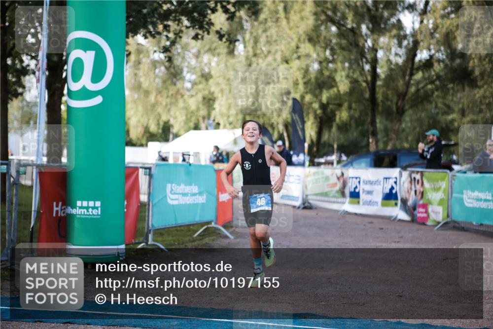 06.09.2026 - 20. Norderstedt Triathlon H.Heesch http://msf.ph/oto/10197155 06.09.2026 09:09:56 Ziel 46 meine-sportfotos.de
