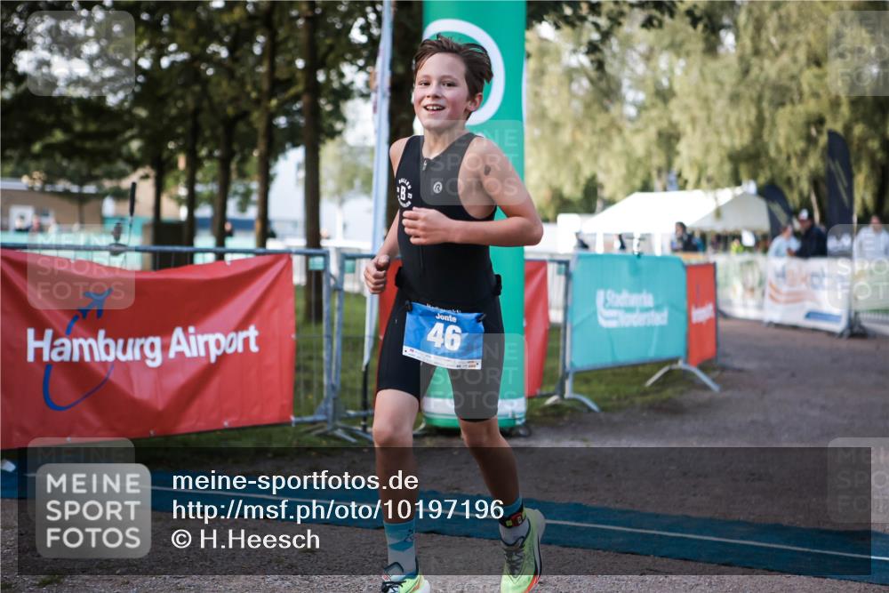 06.09.2026 - 20. Norderstedt Triathlon H.Heesch http://msf.ph/oto/10197196 06.09.2026 09:09:57 Ziel 46 meine-sportfotos.de