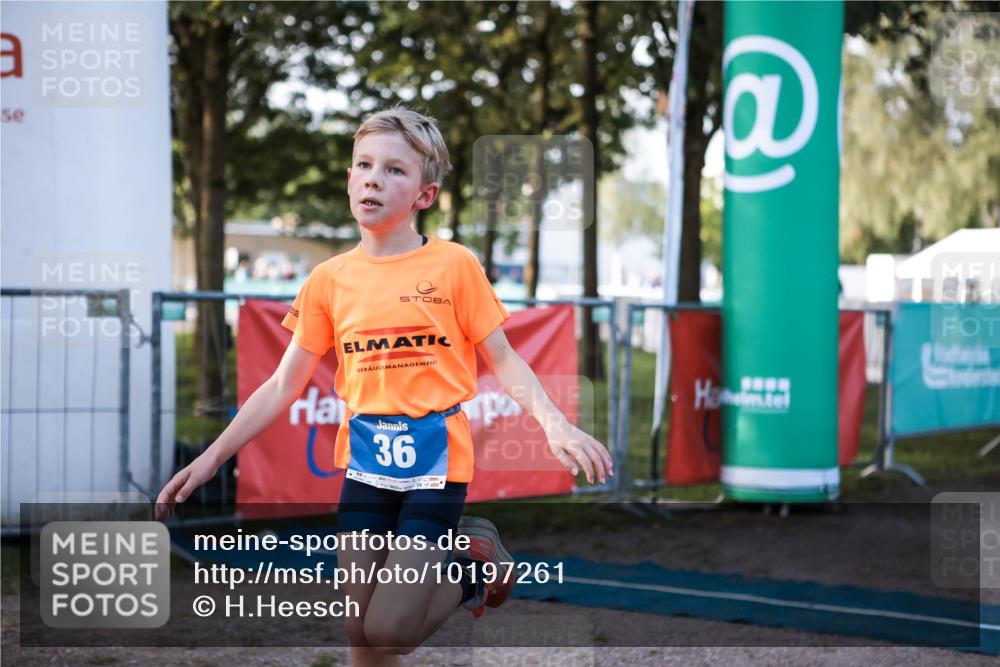 06.09.2026 - 20. Norderstedt Triathlon H.Heesch http://msf.ph/oto/10197261 06.09.2026 09:10:18 Ziel 36, 49 meine-sportfotos.de