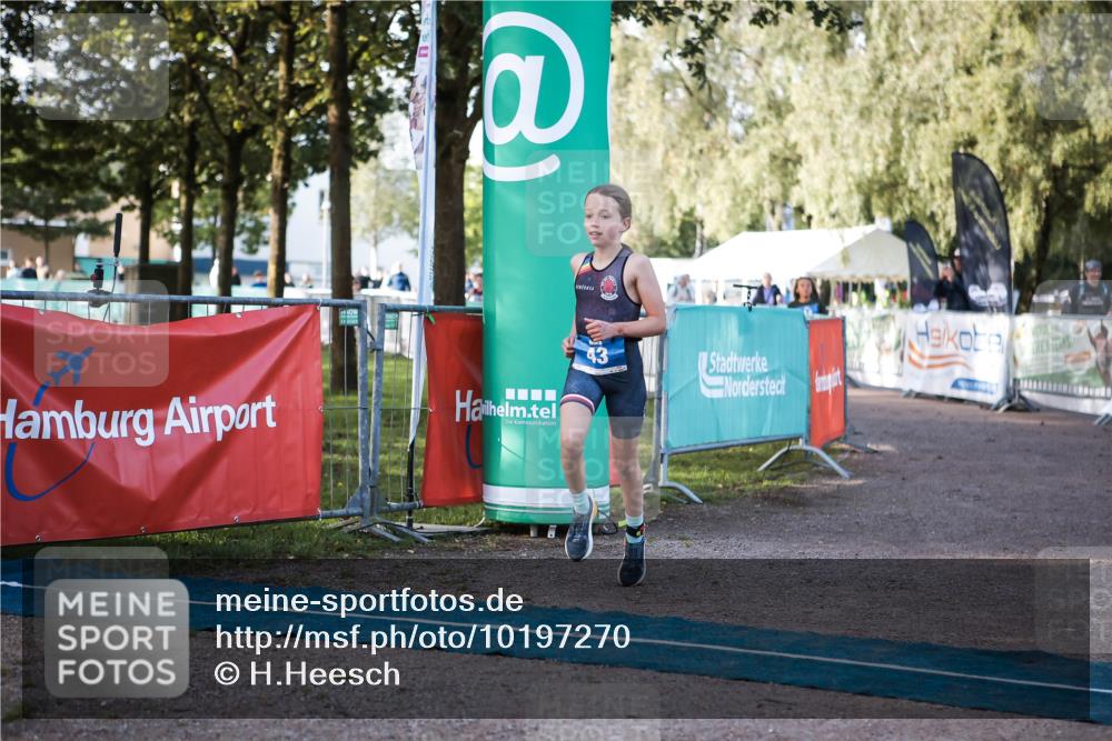 06.09.2026 - 20. Norderstedt Triathlon H.Heesch http://msf.ph/oto/10197270 06.09.2026 09:10:44 Ziel 14, 43 meine-sportfotos.de