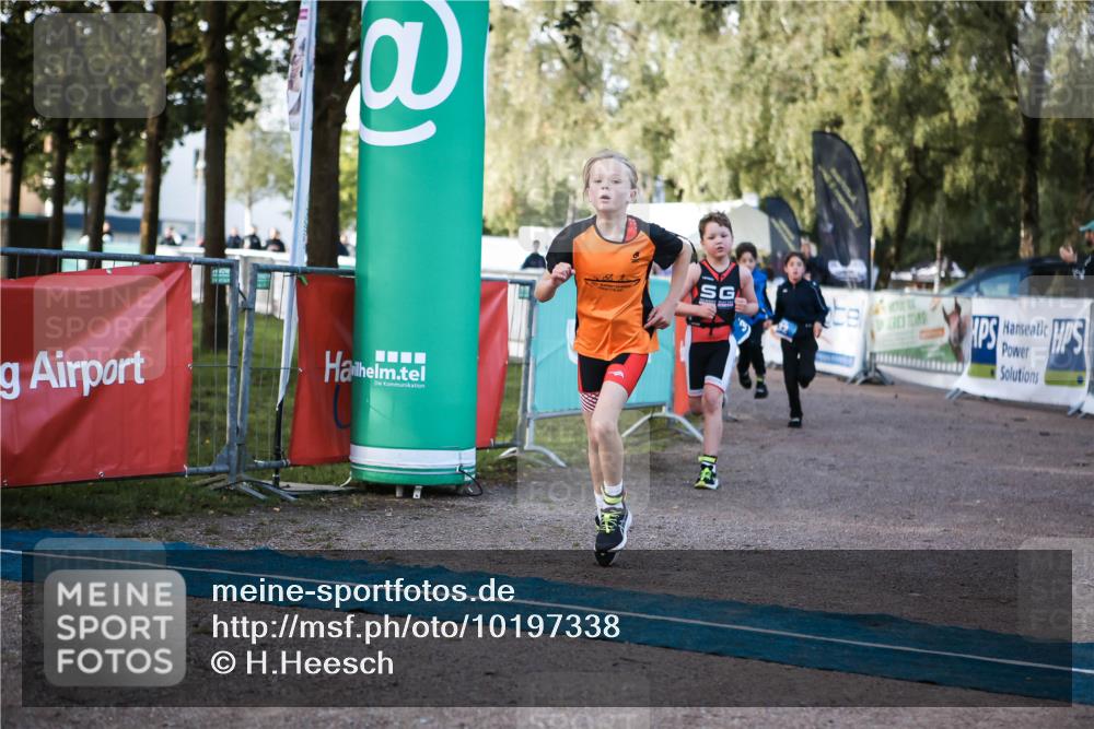 06.09.2026 - 20. Norderstedt Triathlon H.Heesch http://msf.ph/oto/10197338 06.09.2026 09:10:51 Ziel 14, 31, 32, 34, 35, 43 meine-sportfotos.de