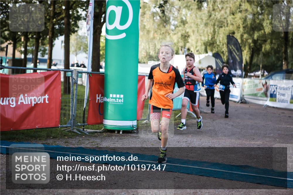 06.09.2026 - 20. Norderstedt Triathlon H.Heesch http://msf.ph/oto/10197347 06.09.2026 09:10:51 Ziel 14, 31, 32, 34, 35, 43 meine-sportfotos.de