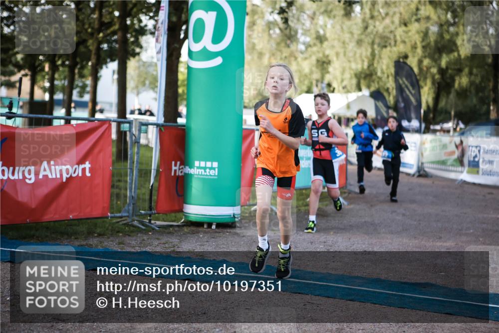 06.09.2026 - 20. Norderstedt Triathlon H.Heesch http://msf.ph/oto/10197351 06.09.2026 09:10:51 Ziel 14, 31, 32, 34, 35, 43 meine-sportfotos.de