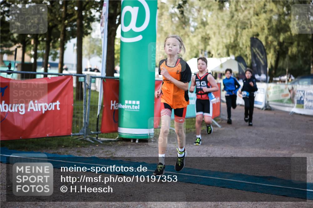 06.09.2026 - 20. Norderstedt Triathlon H.Heesch http://msf.ph/oto/10197353 06.09.2026 09:10:51 Ziel 14, 31, 32, 34, 35, 43 meine-sportfotos.de