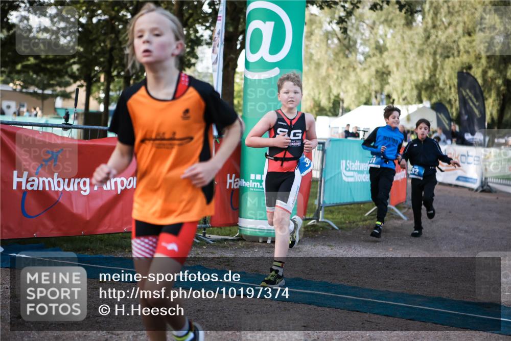 06.09.2026 - 20. Norderstedt Triathlon H.Heesch http://msf.ph/oto/10197374 06.09.2026 09:10:52 Ziel 14, 31, 32, 34, 35, 48 meine-sportfotos.de