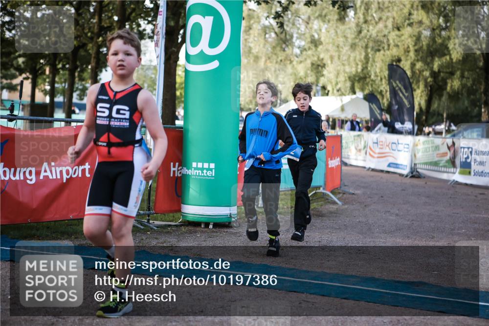 06.09.2026 - 20. Norderstedt Triathlon H.Heesch http://msf.ph/oto/10197386 06.09.2026 09:10:53 Ziel 14, 31, 32, 34, 35, 48 meine-sportfotos.de