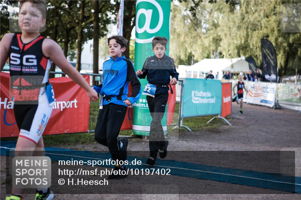 06.09.2026 - 20. Norderstedt Triathlon H.Heesch http://msf.ph/oto/10197402 06.09.2026 09:10:54 Ziel 14, 31, 32, 34, 35, 48 meine-sportfotos.de
